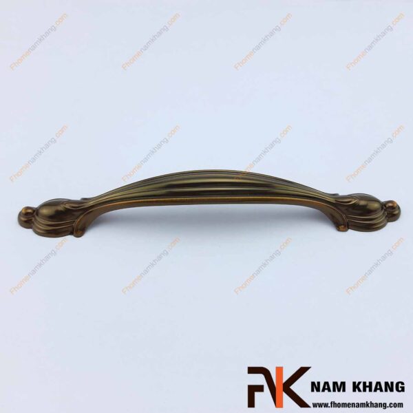 Tay nắm cửa tủ màu cafe NK154-CF