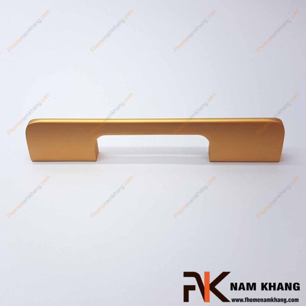 Tay nắm cửa tủ dạng thanh màu vàng mờ NK235-V