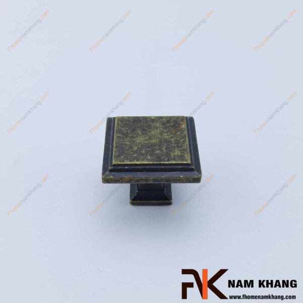 Núm cửa tủ đầu vuông màu đồng cổ NK230-C