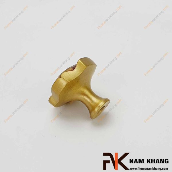 Núm cửa tủ hoa hồng bằng đồng NK153-DRC