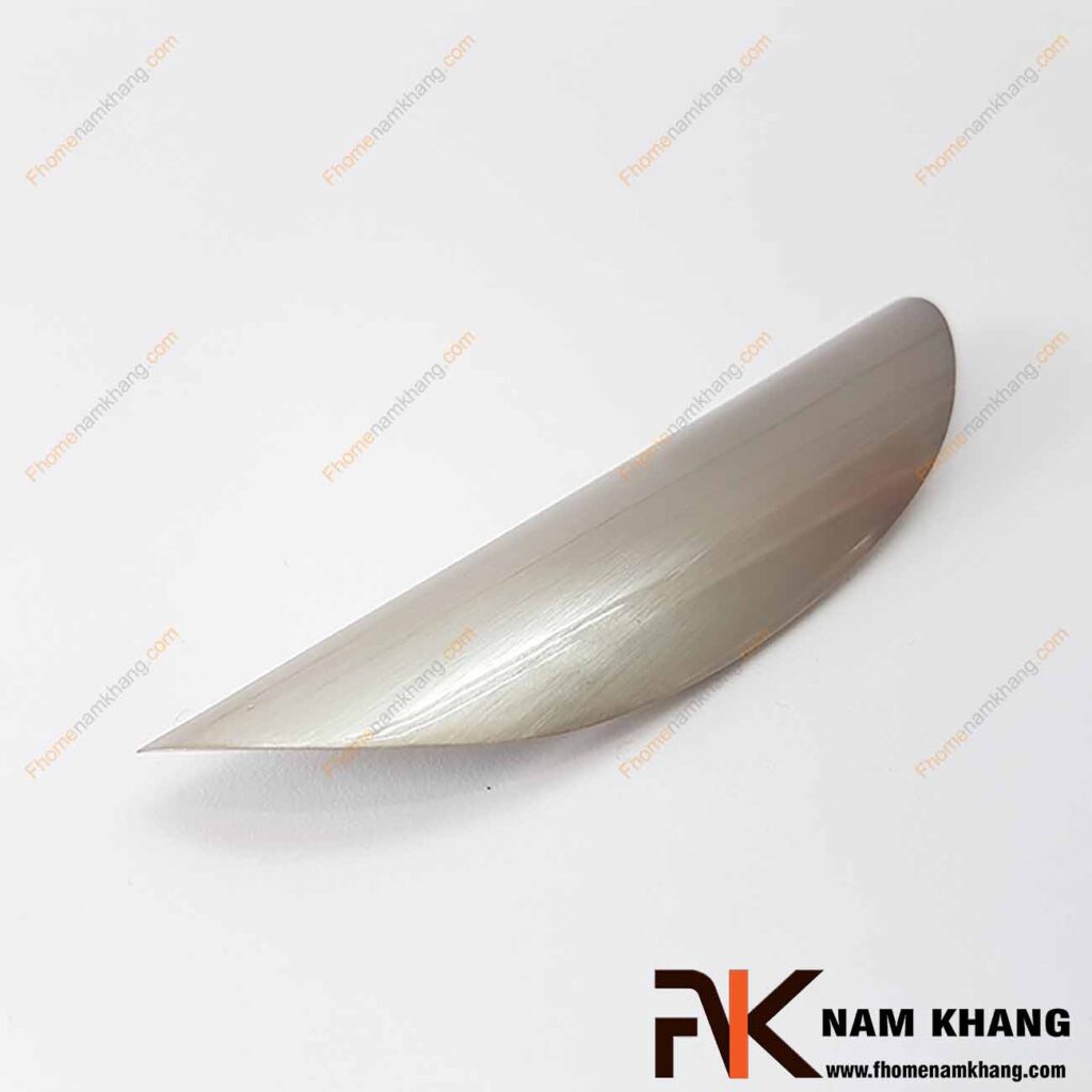 Tay nắm tủ dạng kéo NK063-B