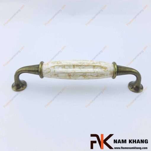 Tay nắm tủ cổ điển sứ vân NK221-128C