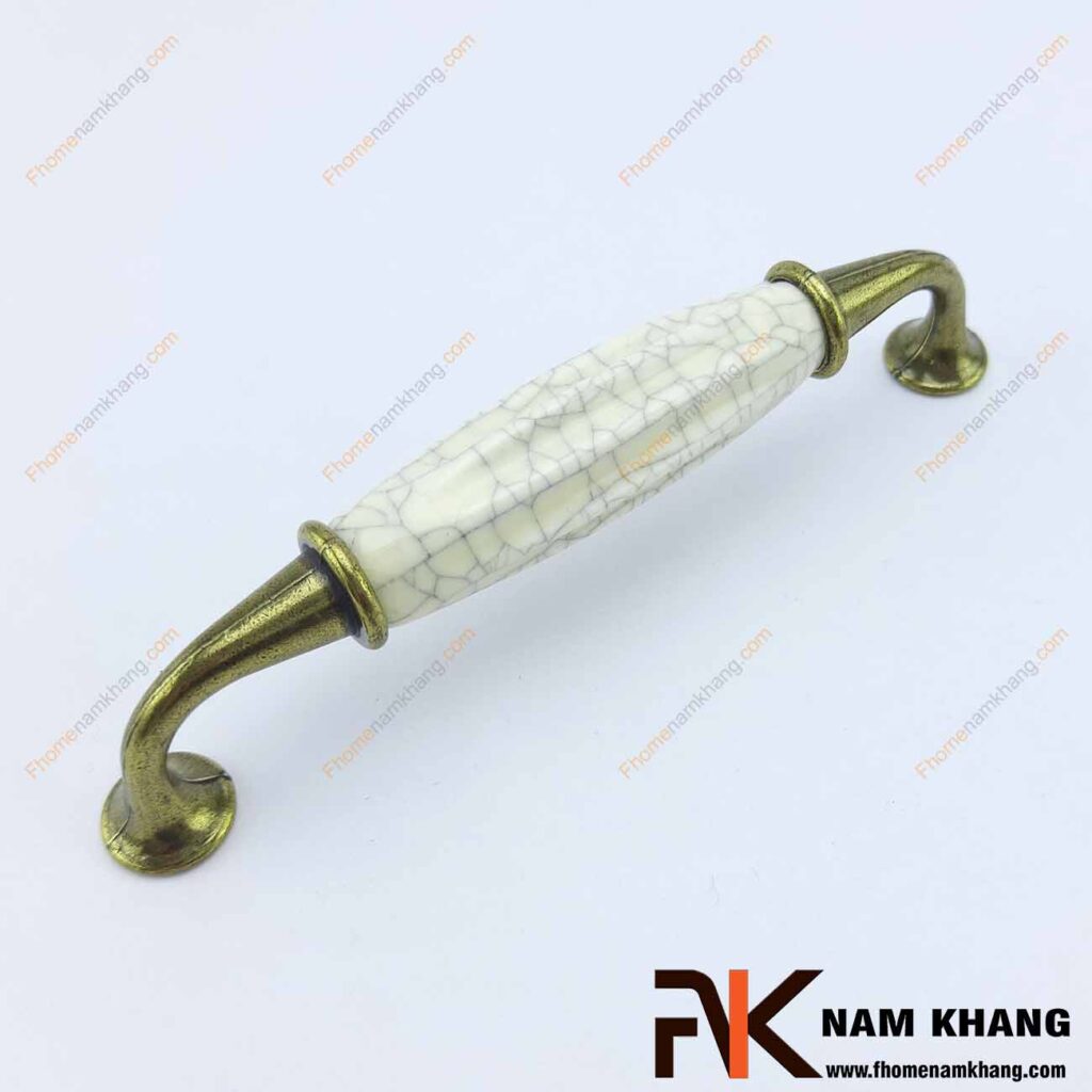 Tay nắm tủ cổ điển NK316-C