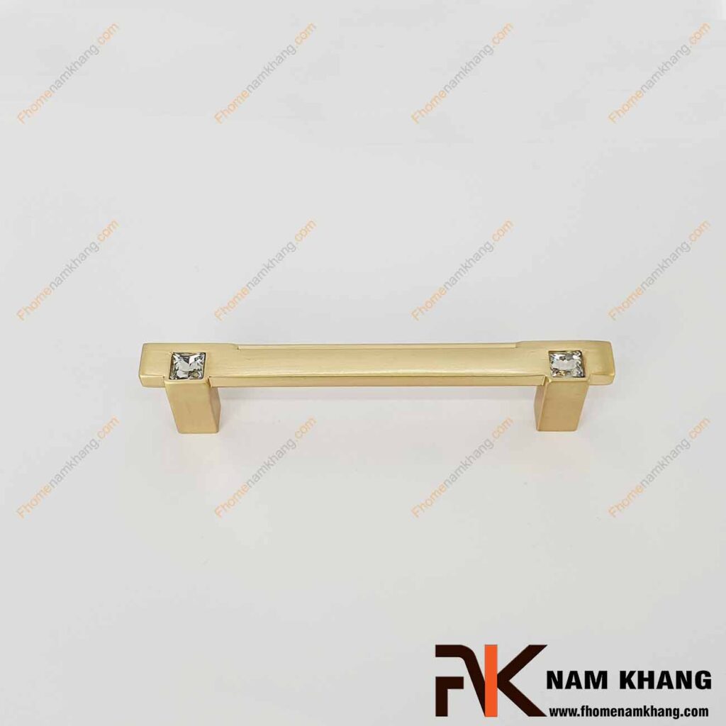 Tay nắm tủ kết hợp đá pha lê NK439-VVD (Màu Vàng Mờ)