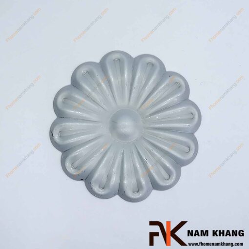 Hoa thép dập hình bông mai 12cm NKS-01