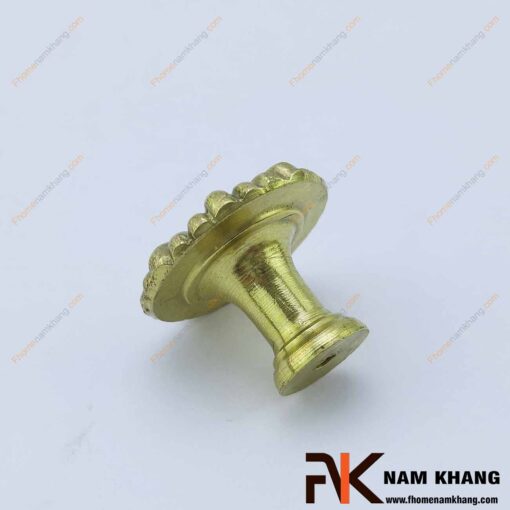 Núm kéo cửa tủ đồng cổ điển NKD102