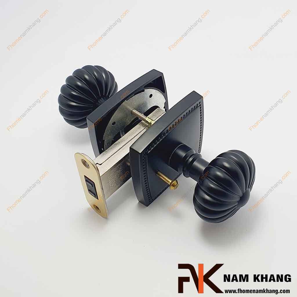 Khóa chốt cửa màu đen mờ  NK579-DM