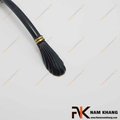 Tay nắm cửa tủ đồng vàng NK035D-BCF FHOMENAMKHANG