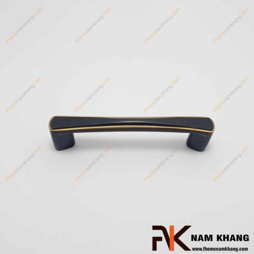 Tay cầm cửa tủ bằng đồng NK206D-BCF FHOMENAMKHANG