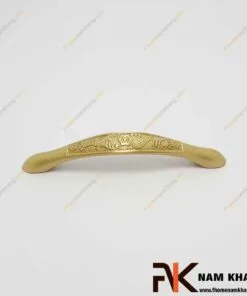 Tay cầm cửa tủ hoa văn cổ điển NK498D-DVM FHOMENAMKHANG