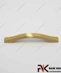 Tay cầm cửa tủ hiện đại dạng cong NK036D Tay nắm cửa tủ bằng đồng vàng NK036D-96DVM FHOMENAMKHANG