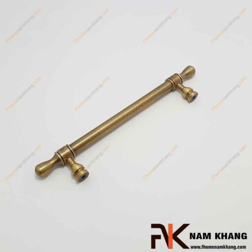 Tay nắm cửa tủ dạng thanh bằng đồng NK520D-DC FHOMENAMKHANG