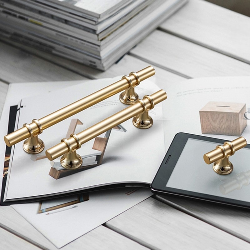 <strong>Khám phá bí mật – Vì sao tay nắm tủ cổ điển vẫn được ưa chuộng?</strong> tay nam tu dong fhomenamkhang4
